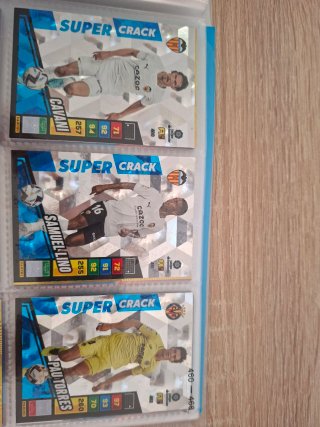 Adrenalyn 2022-2023 Super Cracks