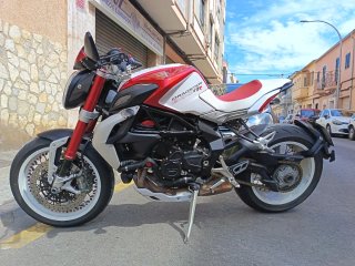MV Agusta Dragster 800 RR Roja y Blanca