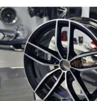Juego de 4 Llantas 18 STAR BLK VW039