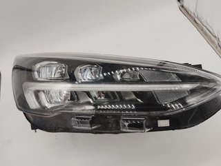 1256 2235501 faro derecho ford focus