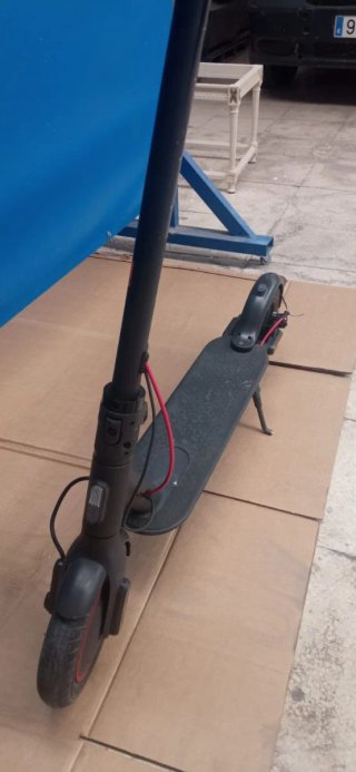 Patinete Eléctrico Negro