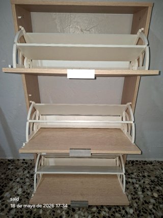 Zapatero de madera 3 puertas