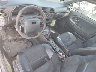 Volvo V40 2000