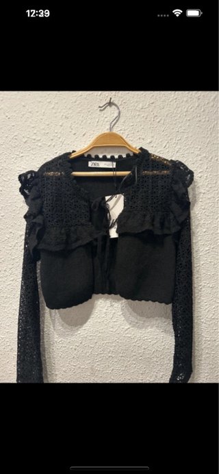 Rebeca Zara Crochet Negra Volantes