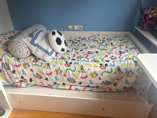 Cama nido y escritorio madera blanca