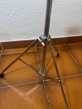 Soporte para caja sorda
