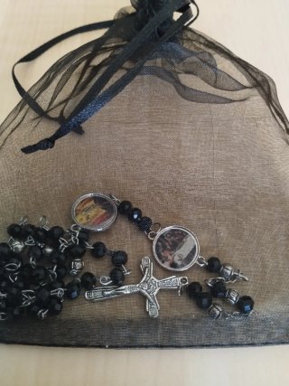 Rosario con 2 imágenes y cruz
