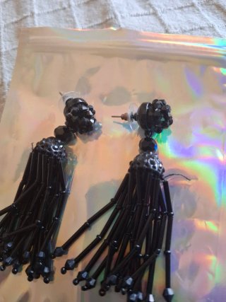 Pendientes largos piedras negras.Nuevo.Eventos.
