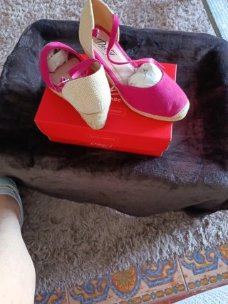 Zapatos Divinity Footwear Beige y Rosa
