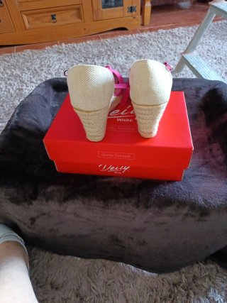Zapatos Divinity Footwear Beige y Rosa