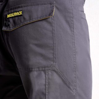 Pantaloncini da lavoro resistenti con molte tasche