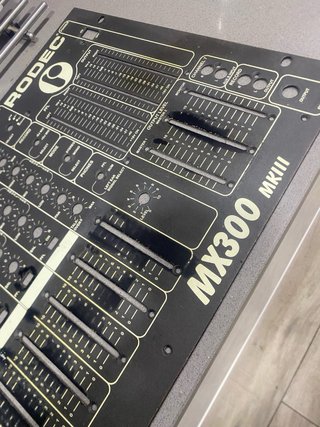 Rodec MX300 MKIII frontal usado