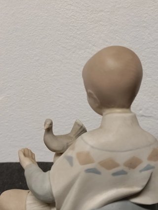 Figura Nao-Lladró Niño con Paloma