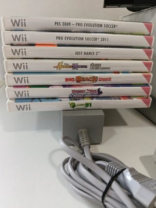 Lote Nintendo wii y 7 juegos