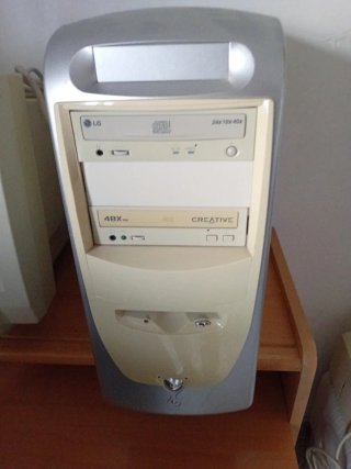 Torre PC Antigua Beige/Plata