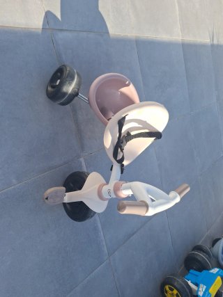 Triciclo bebé Smoby (hasta 3 años)