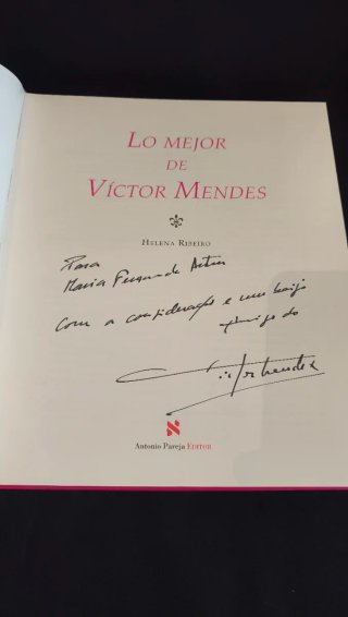 Livro "Lo Mejor de Víctor Mendes"