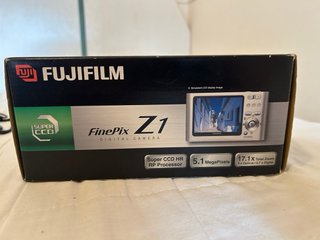 Cámara Fujifilm Finepix Z1 Negra