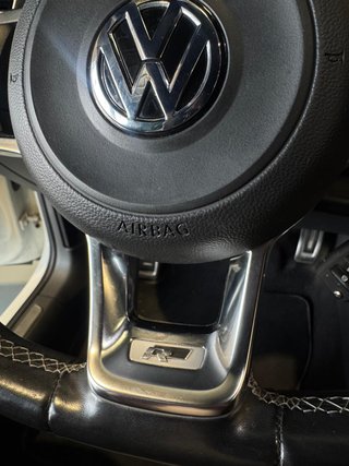 Volkswagen Golf 1.4 TSI 150CV DSG 02/2015 NACIONAL