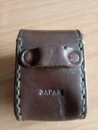 Estuche Auriculares Mono Años 60-70 Marrón