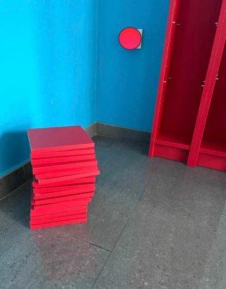 Mueble Estantería para CDs etc Rojo Puerta Cristal