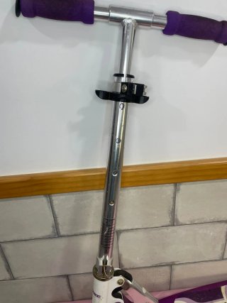 Patinete Avigo morado (precio negociable)