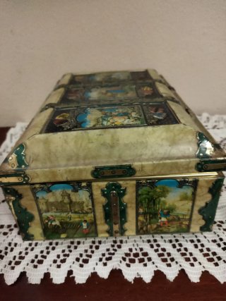 Baule in Latta Decorato