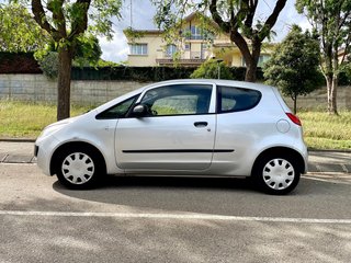 Mitsubishi Colt ETIQUETA C