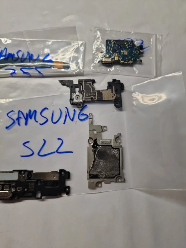 Componentes Samsung S22
