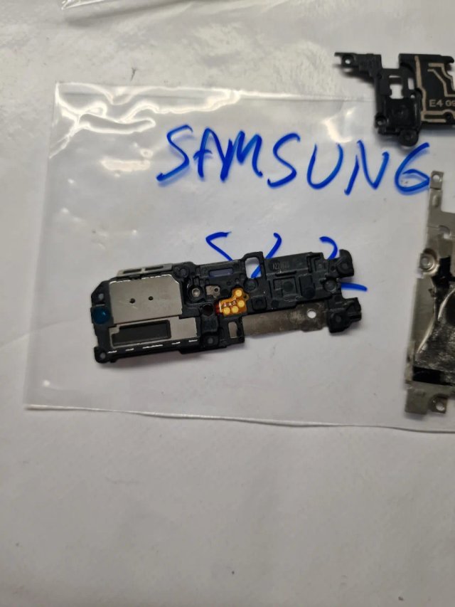 Componentes Samsung S22