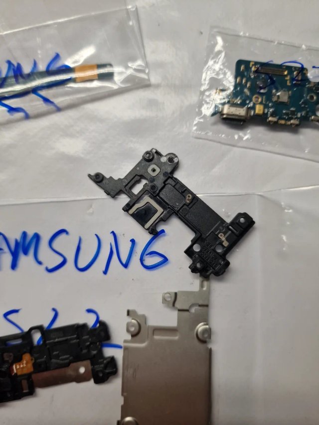 Componentes Samsung S22