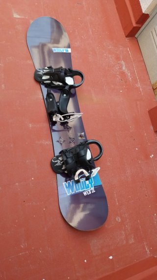 Espaldera snowboard y guantes