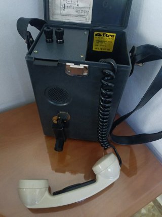 Teléfono antiguo Fitre