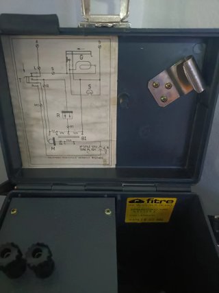 Teléfono antiguo Fitre