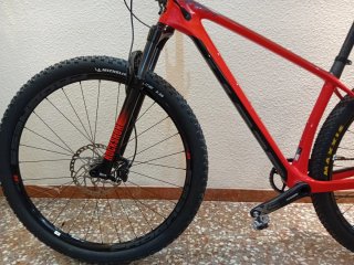 Scott Scale 29 Talla M, carbono.