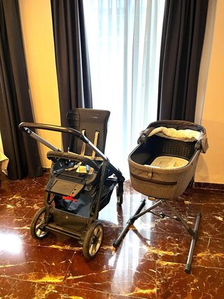 Carro y capazo Inglesina completo con soporte