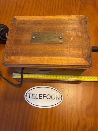 Teléfono antiguo TELEFOON colección