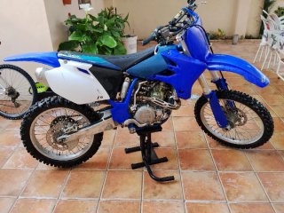 Yamaha YZ450F Azul