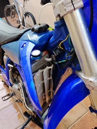 Yamaha YZ450F Azul