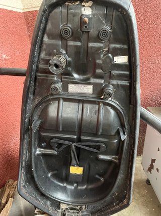 Asiento Yamaha Neos Negro/Amarillo
