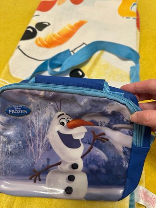 Toalla y bolso Olaf