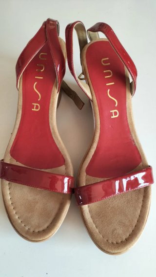 Sandalias Unisa rojas