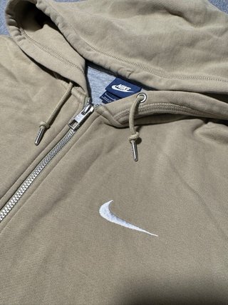 Chaqueta Nike Beige con Cremallera