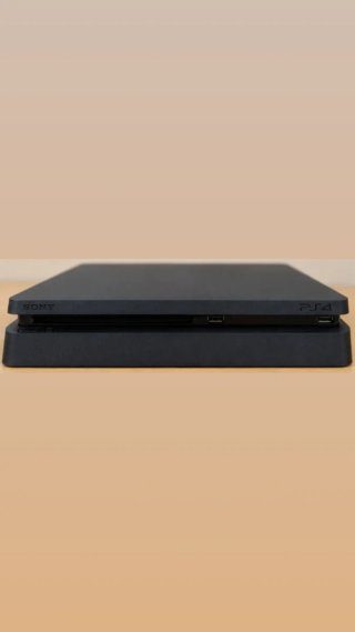 PS4 Slim 1TB + 2 mando + juegos | Muy cuidada