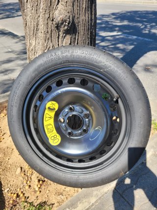 Rueda de repuesto temporal Ford