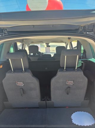 Peugeot 5008 2012