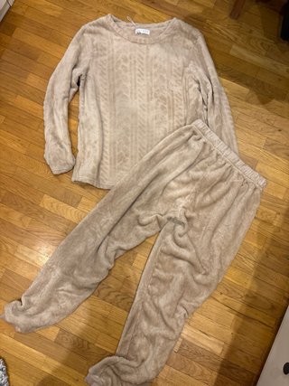 Conjunto pijama peluche beige
