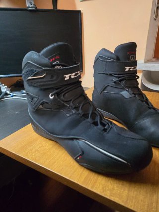Scarpe moto TCX nere