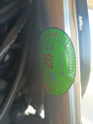 Suzuki GSR 600 Negra k9