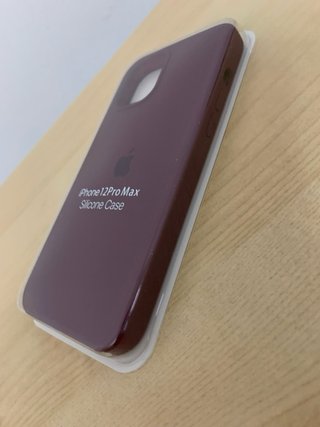 Funda iPhone 12ProMax Ciruela burdeos